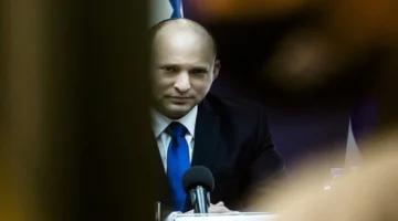 إعلان صادم.. حنظلة تكشف اختراق هاتف نفتالي بينيت الشخصي